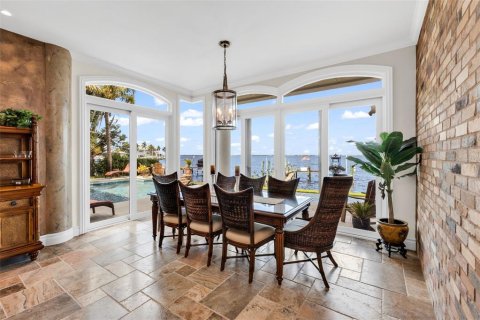Casa en venta en Punta Gorda, Florida, 5 dormitorios, 510.96 m2 № 2431031 - foto 9