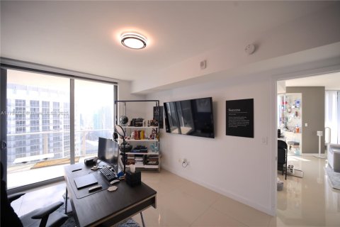 Condominio en venta en Miami, Florida, 2 dormitorios, 108.79 m2 № 1867575 - foto 23