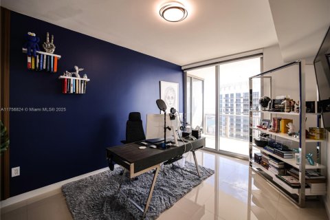 Condominio en venta en Miami, Florida, 2 dormitorios, 108.79 m2 № 1867575 - foto 26