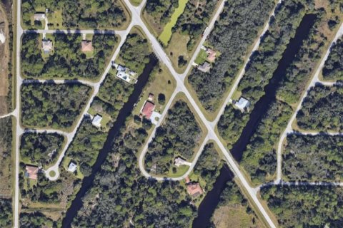 Land in Port Charlotte, Florida № 2162886 - photo 4