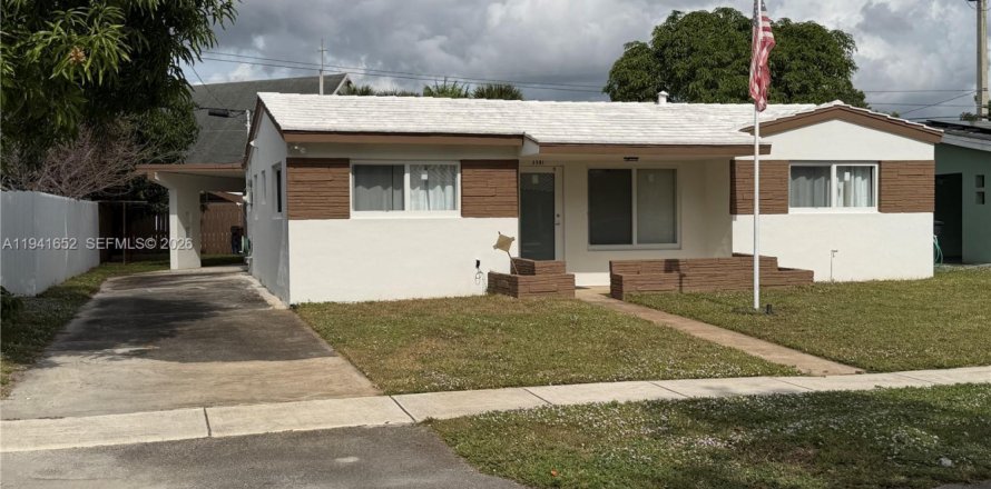 Casa en Fort Lauderdale, Florida 3 dormitorios, 112.41 m2 № 2007432
