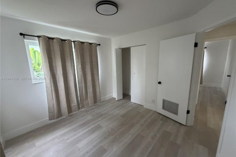 Casa en alquiler en Fort Lauderdale, Florida, 3 dormitorios, 112.41 m2 № 2007432 - foto 22