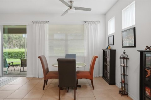 House in Brooksville, Florida 4 bedrooms, 191.84 sq.m. № 2198522 - photo 8