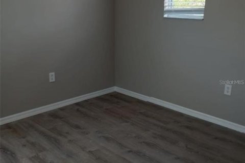 House in Gibsonton, Florida 3 bedrooms, 255.48 sq.m. № 1573117 - photo 11