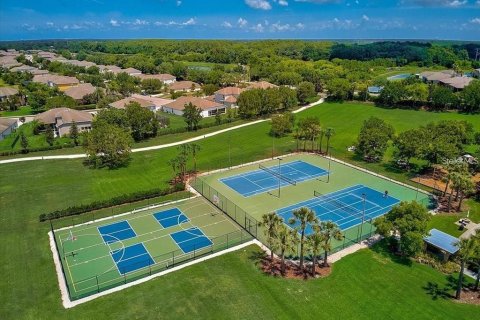 House in Parrish, Florida 3 bedrooms, 117.99 sq.m. № 2398782 - photo 21
