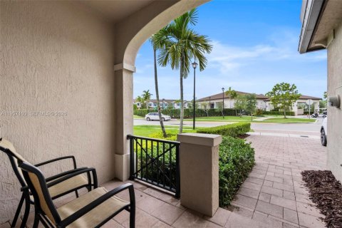 Villa ou maison à vendre à Homestead, Floride: 3 chambres, 124.02 m2 № 2011212 - photo 4