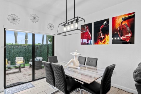 Villa ou maison à vendre à Homestead, Floride: 3 chambres, 124.02 m2 № 2011212 - photo 13