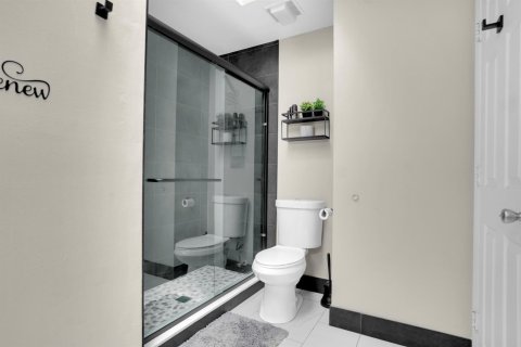 Casa en venta en West Palm Beach, Florida, 2 dormitorios, 106.56 m2 № 2088236 - foto 17