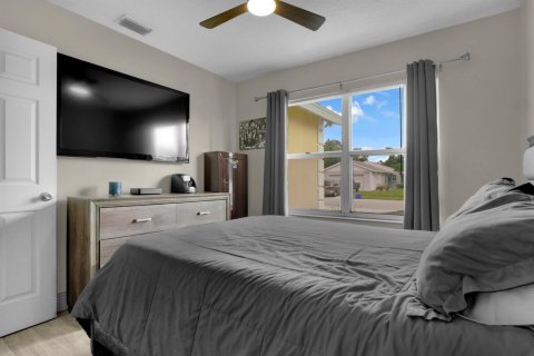 Casa en venta en West Palm Beach, Florida, 2 dormitorios, 106.56 m2 № 2088236 - foto 18