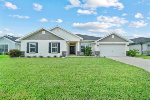 House in Ocala, Florida 4 bedrooms, 278.71 sq.m. № 1906276 - photo 3