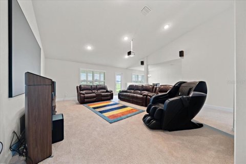 House in Ocala, Florida 4 bedrooms, 278.71 sq.m. № 1906276 - photo 16