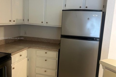 Copropriété à louer à Margate, Floride: 1 chambre, 66.15 m2 № 1960997 - photo 8