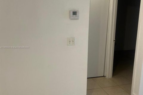 Copropriété à louer à Margate, Floride: 1 chambre, 66.15 m2 № 1960997 - photo 14