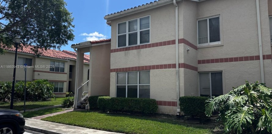 Condo à Margate, Floride, 1 chambre № 1960997