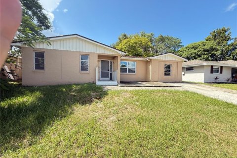 Casa en venta en Port Richey, Florida, 3 dormitorios, 115.11 m2 № 1879115 - foto 1