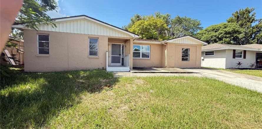 Casa en Port Richey, Florida 3 dormitorios, 115.11 m2 № 1879115