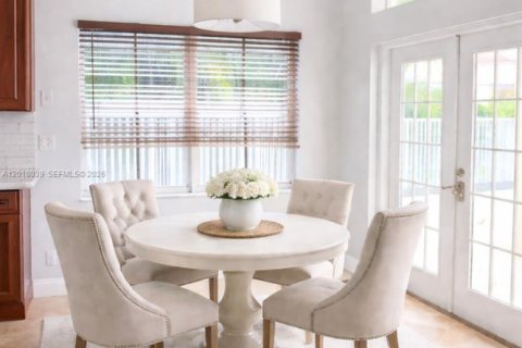 Villa ou maison à louer à Weston, Floride: 3 chambres, 141.4 m2 № 2086211 - photo 6