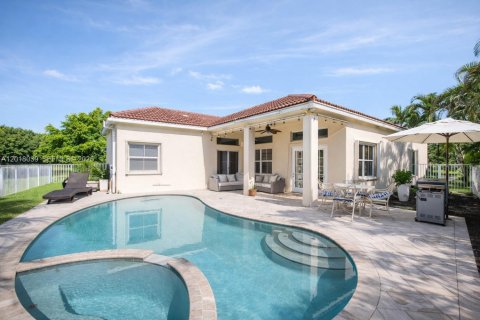 Villa ou maison à louer à Weston, Floride: 3 chambres, 141.4 m2 № 2086211 - photo 3