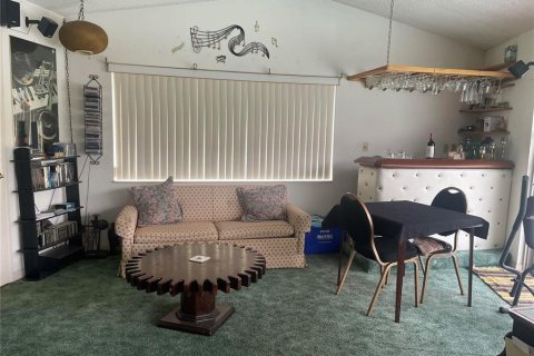 House in Palm Coast, Florida 3 bedrooms, 217.76 sq.m. № 1591653 - photo 12