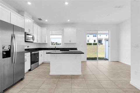 Touwnhouse à louer à Kissimmee, Floride: 3 chambres, 153.66 m2 № 2150110 - photo 3