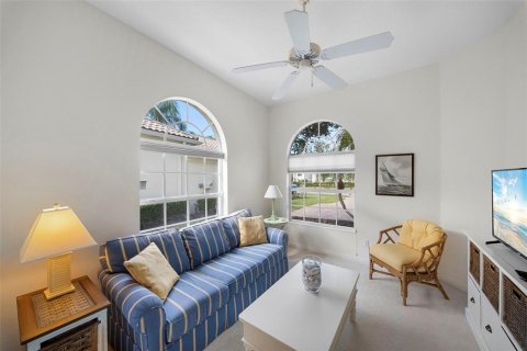 Villa ou maison à vendre à Sarasota, Floride: 3 chambres, 186.55 m2 № 2141893 - photo 12