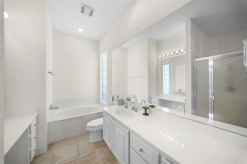 Villa ou maison à vendre à Sarasota, Floride: 3 chambres, 186.55 m2 № 2141893 - photo 17