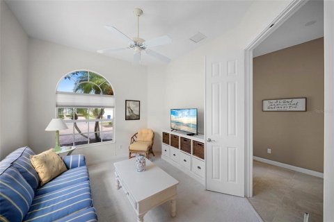 Villa ou maison à vendre à Sarasota, Floride: 3 chambres, 186.55 m2 № 2141893 - photo 13