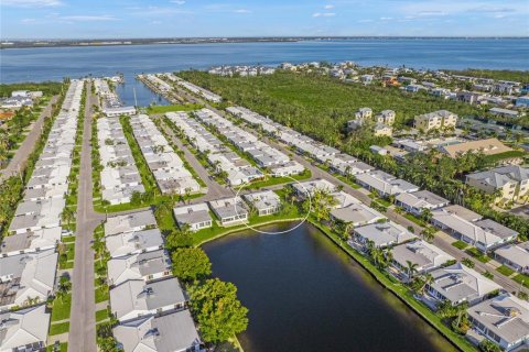 Condo in Longboat Key, Florida, 2 bedrooms  № 1797914 - photo 18