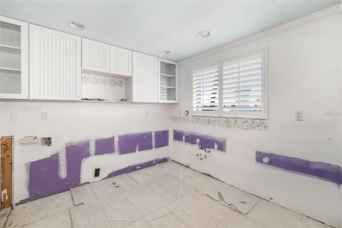 Condo in Longboat Key, Florida, 2 bedrooms  № 1797914 - photo 10