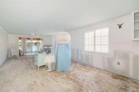 Condo in Longboat Key, Florida, 2 bedrooms  № 1797914 - photo 12