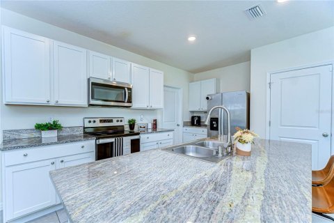 Villa ou maison à vendre à San Antonio, Floride: 5 chambres, 227.33 m2 № 1634298 - photo 8