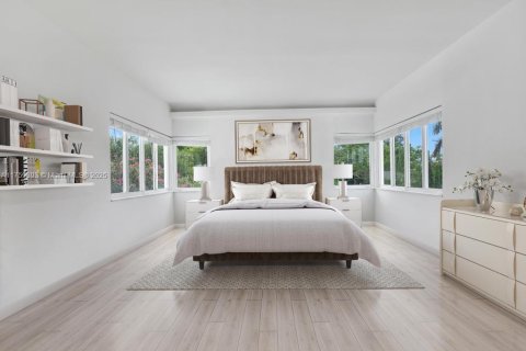 House in Miami Beach, Florida 4 bedrooms, 347.83 sq.m. № 1705578 - photo 26