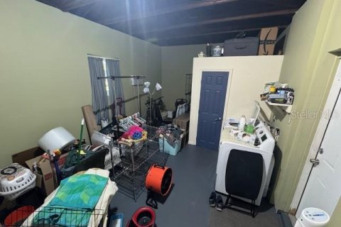 House in Saint Petersburg, Florida 3 bedrooms, 170.75 sq.m. № 1801541 - photo 21