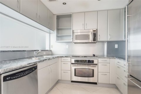 Condominio en venta en Miami Beach, Florida, 1 dormitorio, 72.37 m2 № 1694783 - foto 5