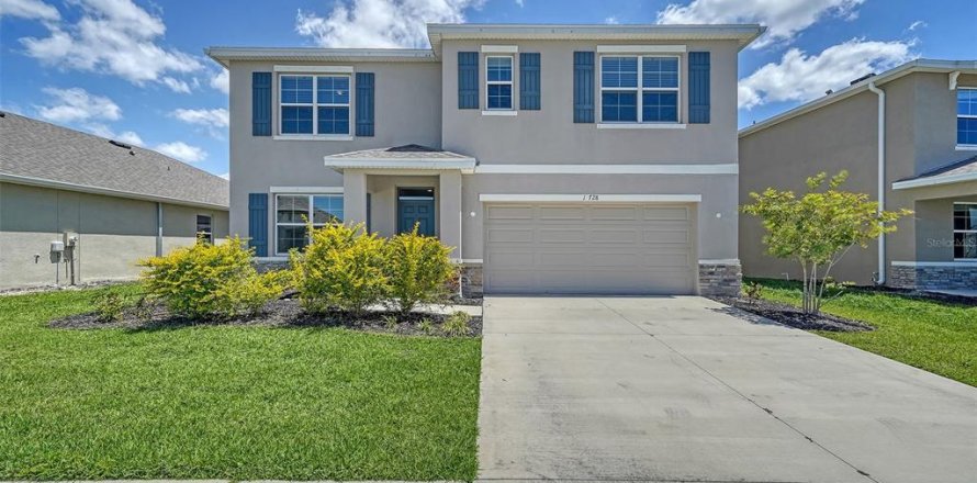 House in Sarasota, Florida 5 bedrooms, 244.43 sq.m. № 1744135