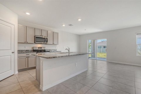 House in Sarasota, Florida 5 bedrooms, 244.43 sq.m. № 1744135 - photo 8