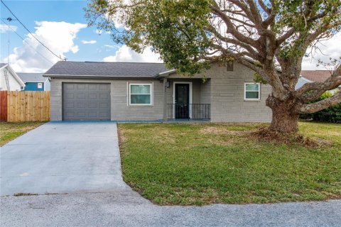 Casa en Hudson, Florida 2 dormitorios, 94.76 m2 № 2199636