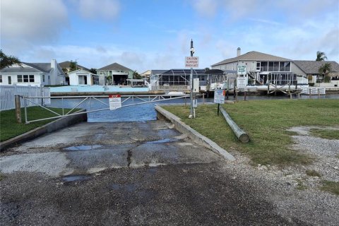 Villa ou maison à vendre à Hudson, Floride: 2 chambres, 94.76 m2 № 2199636 - photo 21