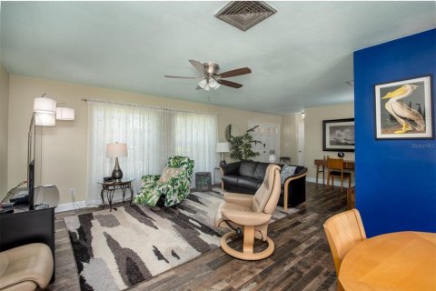 Villa ou maison à vendre à Seminole, Floride: 3 chambres, 147.06 m2 № 1900911 - photo 9