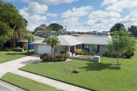 Villa ou maison à vendre à Seminole, Floride: 3 chambres, 147.06 m2 № 1900911 - photo 2