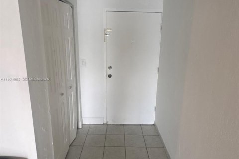 Condo à Miami, Floride, 2 chambres № 2026348
