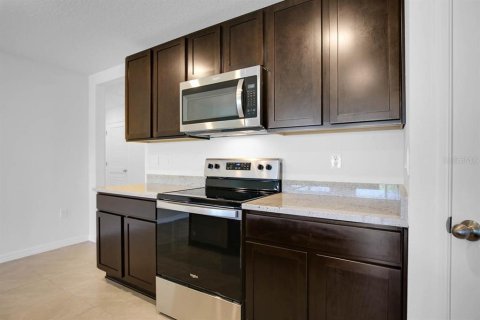 Casa en alquiler en Wimauma, Florida, 4 dormitorios, 171.5 m2 № 2145540 - foto 9
