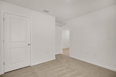Casa en alquiler en Wimauma, Florida, 4 dormitorios, 171.5 m2 № 2145540 - foto 19