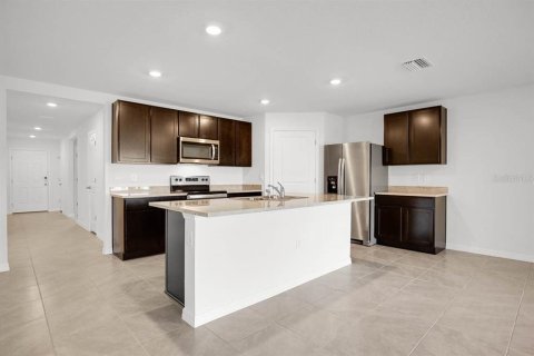 Casa en alquiler en Wimauma, Florida, 4 dormitorios, 171.5 m2 № 2145540 - foto 7