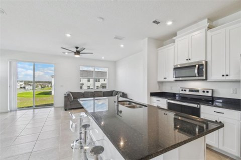 Touwnhouse à vendre à Kissimmee, Floride: 3 chambres, 158.31 m2 № 1508881 - photo 9