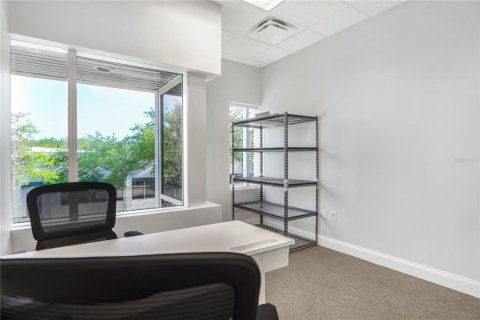 Propiedad comercial en venta en Orlando, Florida № 1537001 - foto 26