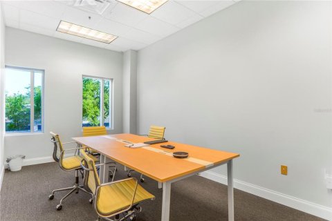 Propiedad comercial en venta en Orlando, Florida № 1537001 - foto 28