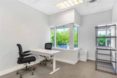 Propiedad comercial en venta en Orlando, Florida № 1537001 - foto 25