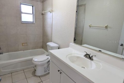 House in Lakeland, Florida 3 bedrooms, 133.22 sq.m. № 1904433 - photo 10