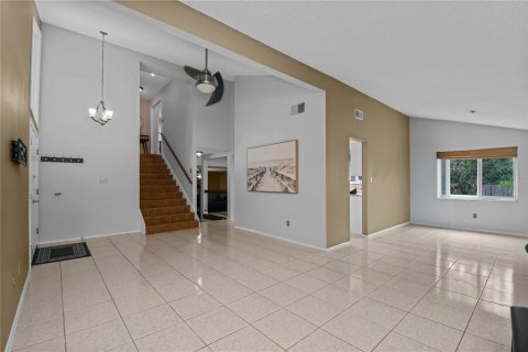 Villa ou maison à vendre à Winter Springs, Floride: 4 chambres, 199.93 m2 № 2142937 - photo 8